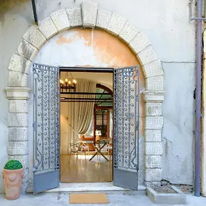 Due Archi-nel Cuore Del Centro Apartamento